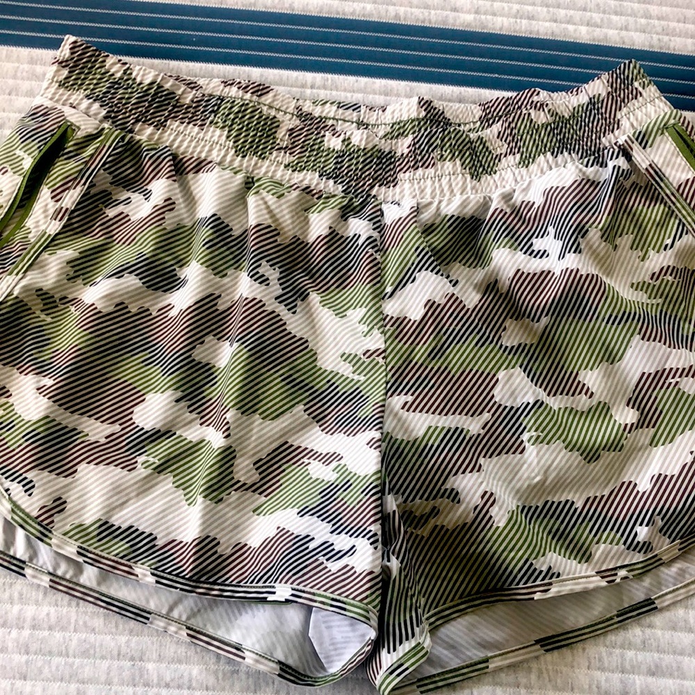 Running shorts